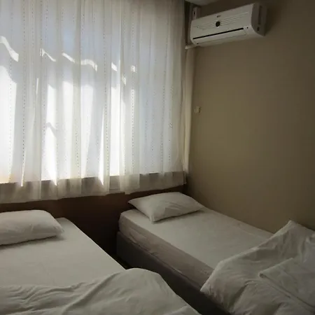 Flamingo Apart Aparthotel 3*