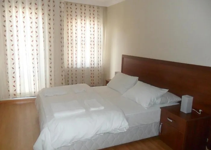 Flamingo Apart 公寓式酒店 3*