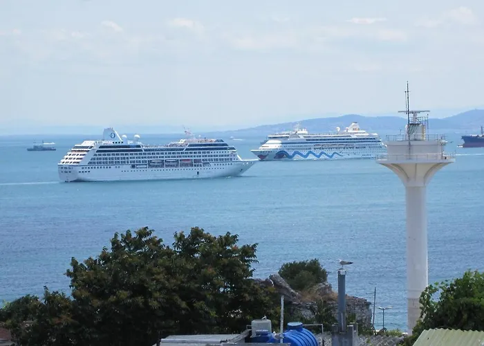 Flamingo Apart 公寓式酒店 3*